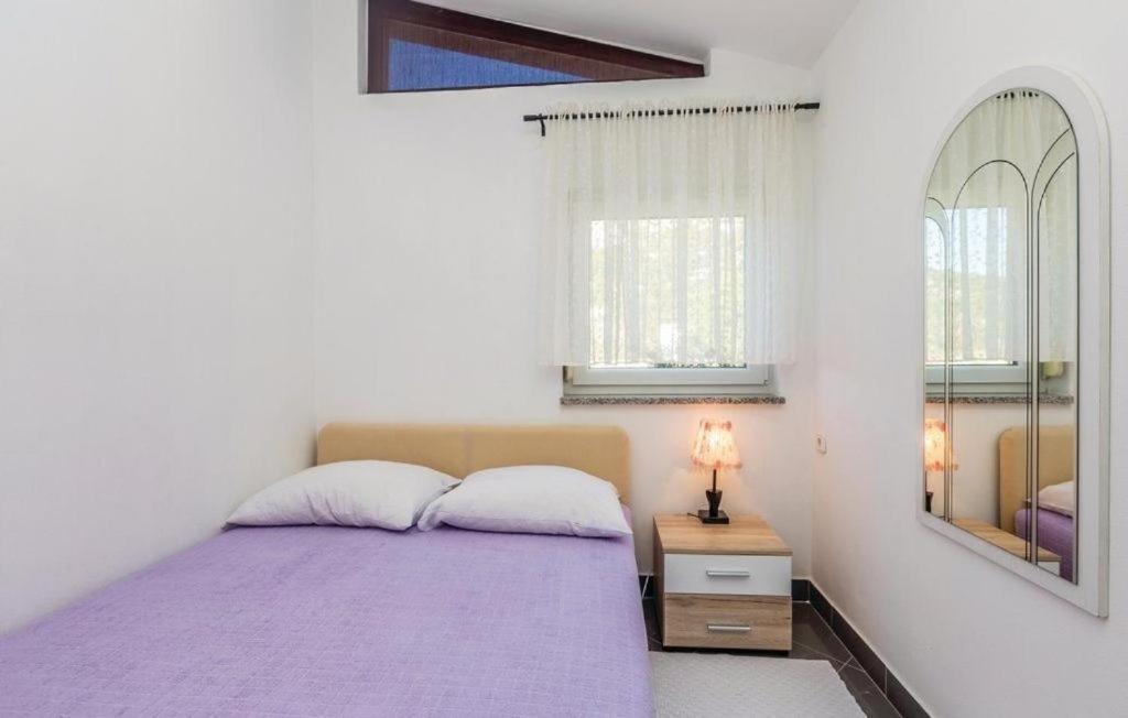 Apartmani Ivankovic Karlobag Bagian luar foto