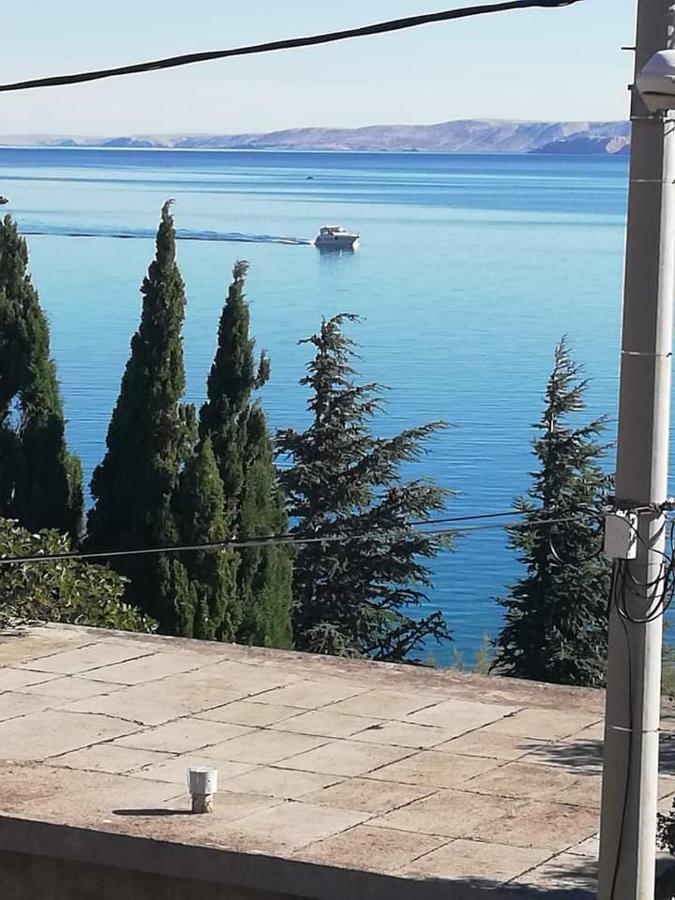 Apartmani Ivankovic Karlobag Bagian luar foto